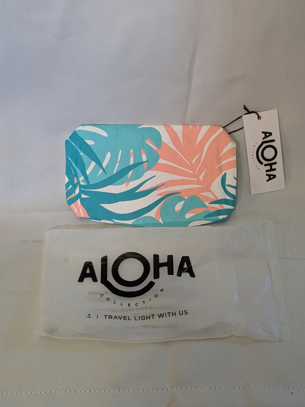 Aloha Collection Small Pouch NWT